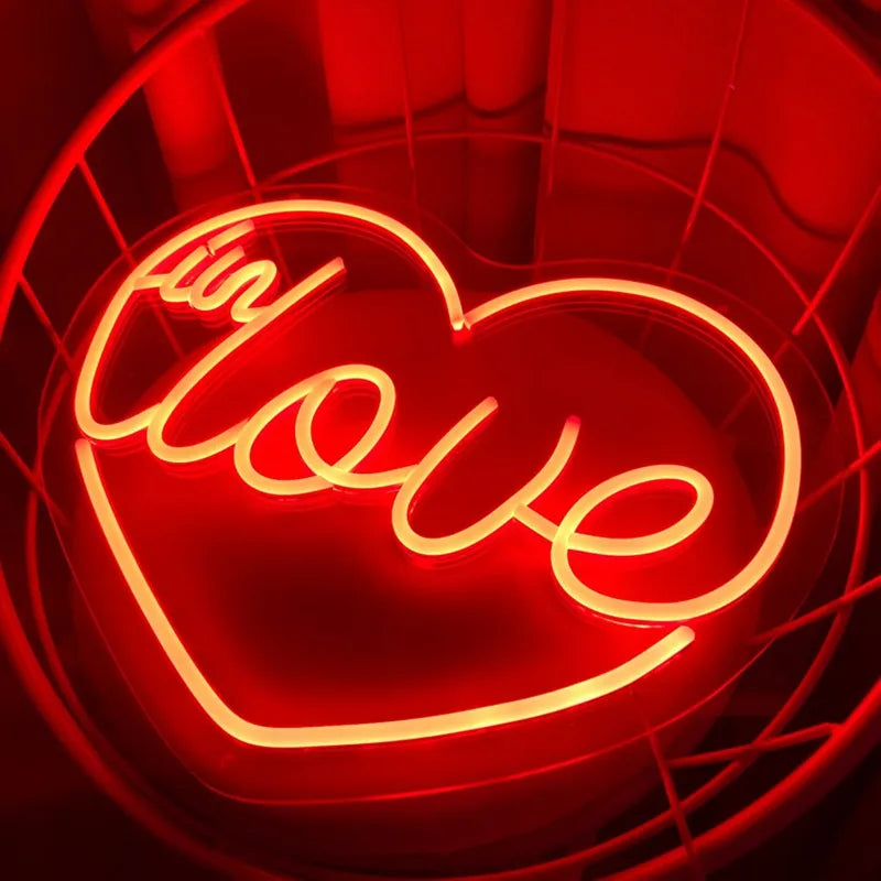 1 Lover Heart Neon